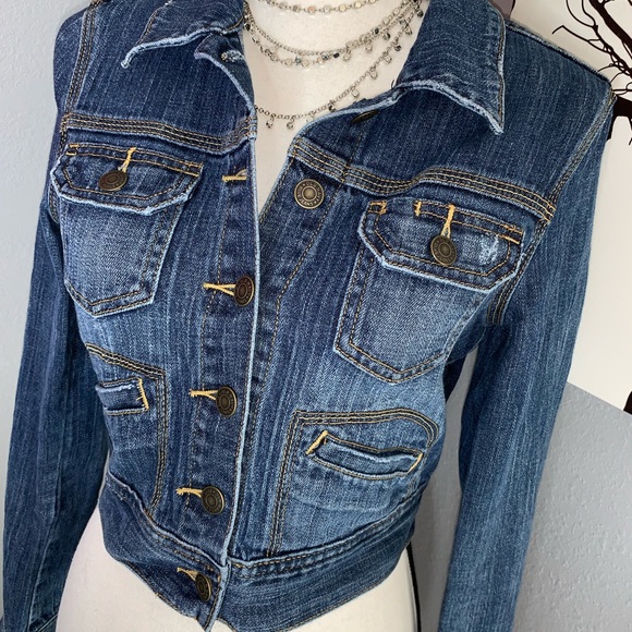 Old Navy Jackets & Blazers - Old Navy small patch elbow crop jean jacket GUC